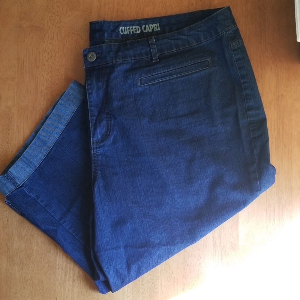 Avenue DenimLite Cuffed Capri - 26